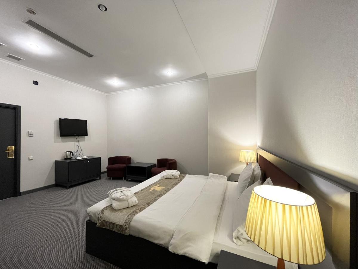 Almaty Grand Erbil Hotel מראה חיצוני תמונה