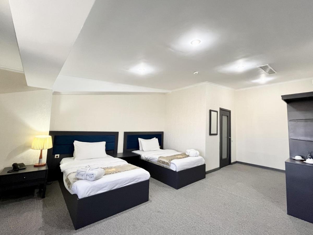 Almaty Grand Erbil Hotel מראה חיצוני תמונה