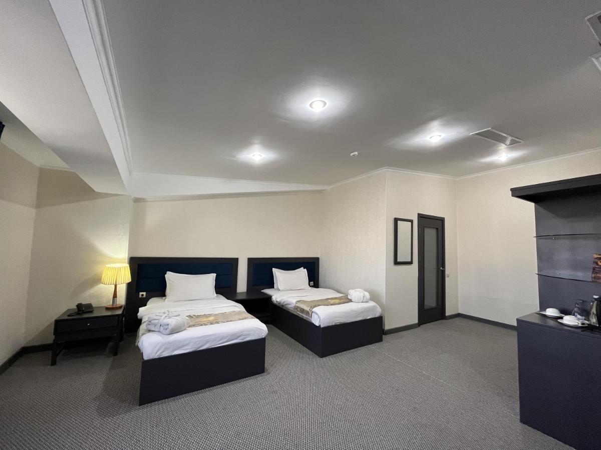 Almaty Grand Erbil Hotel מראה חיצוני תמונה