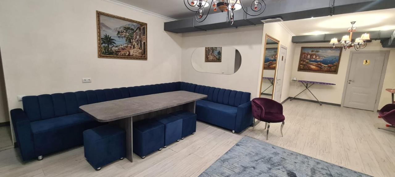 Almaty Grand Erbil Hotel מראה חיצוני תמונה