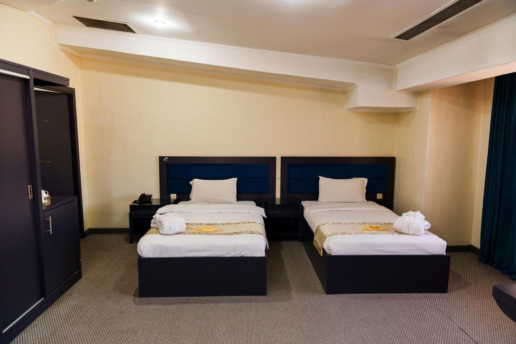 Almaty Grand Erbil Hotel מראה חיצוני תמונה