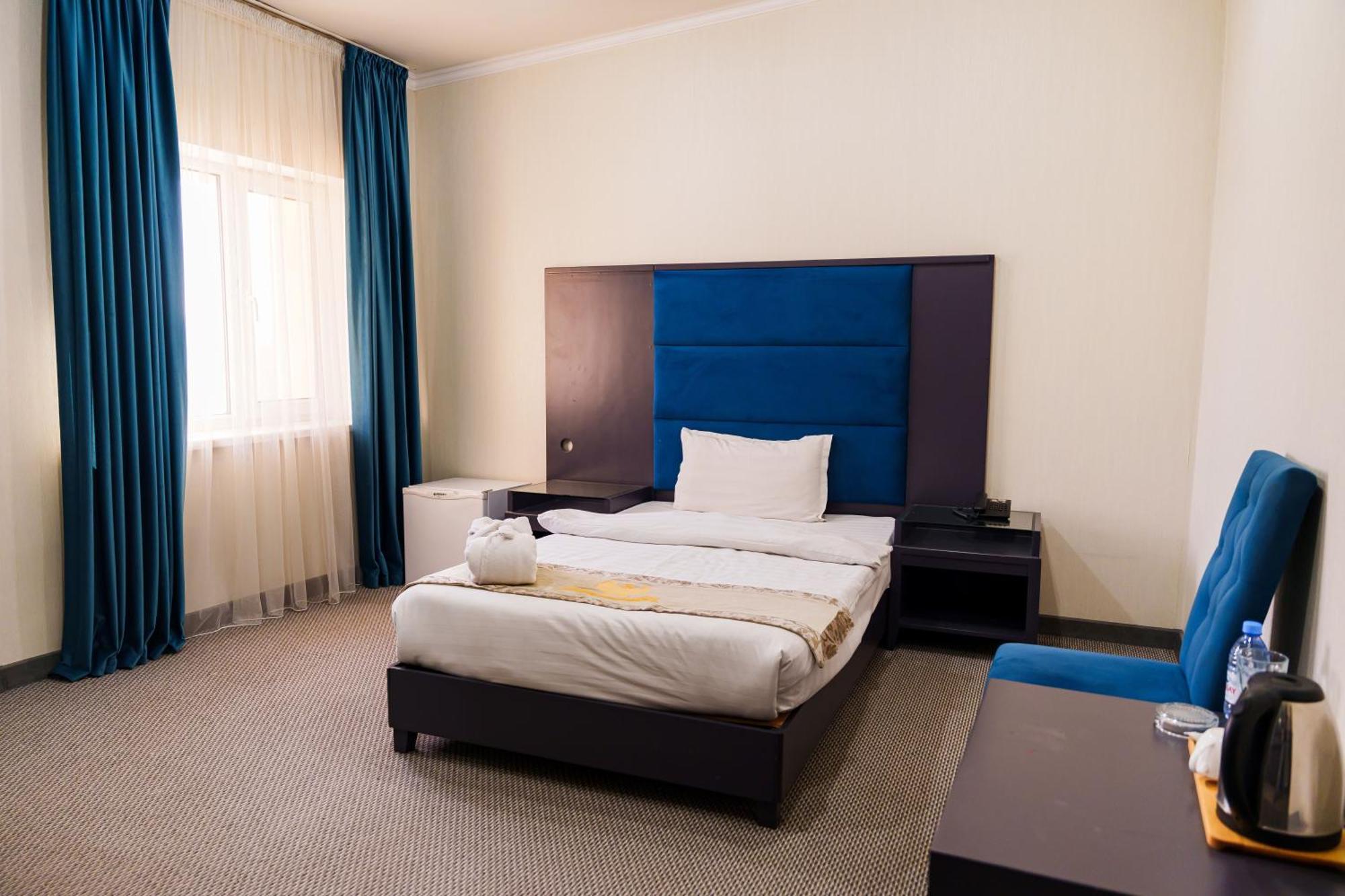 Almaty Grand Erbil Hotel מראה חיצוני תמונה
